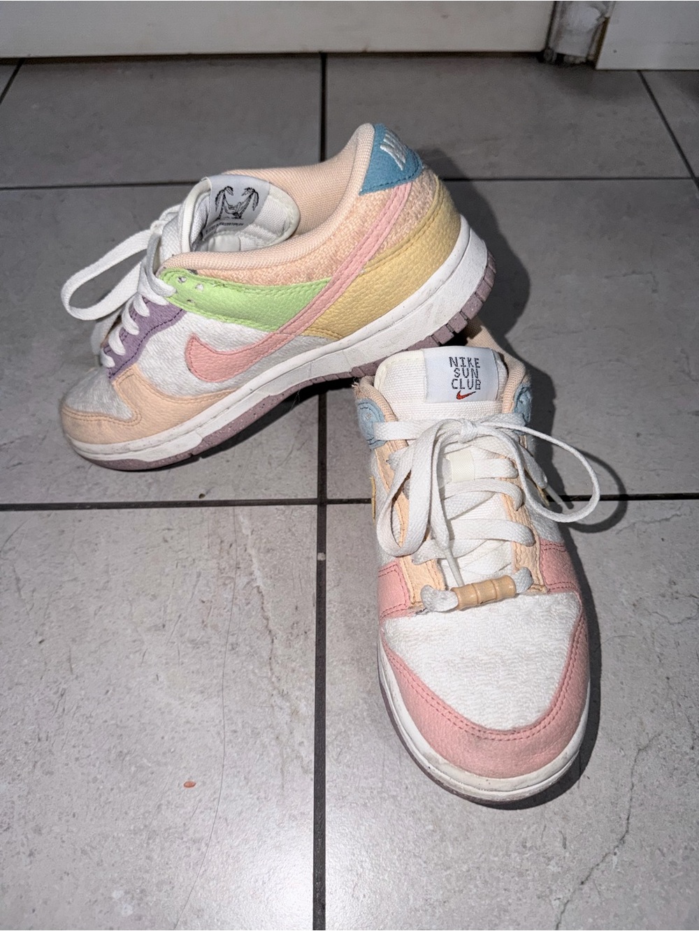 Nike Dunk Low SE Sun Club
